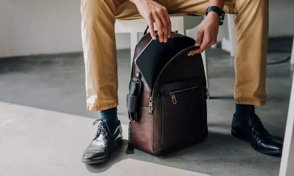 Laptop Bags for Men: Which Style Suits You?