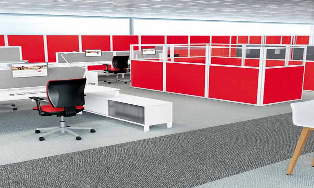 Office Desk Partitions for Better Privacy and Focus